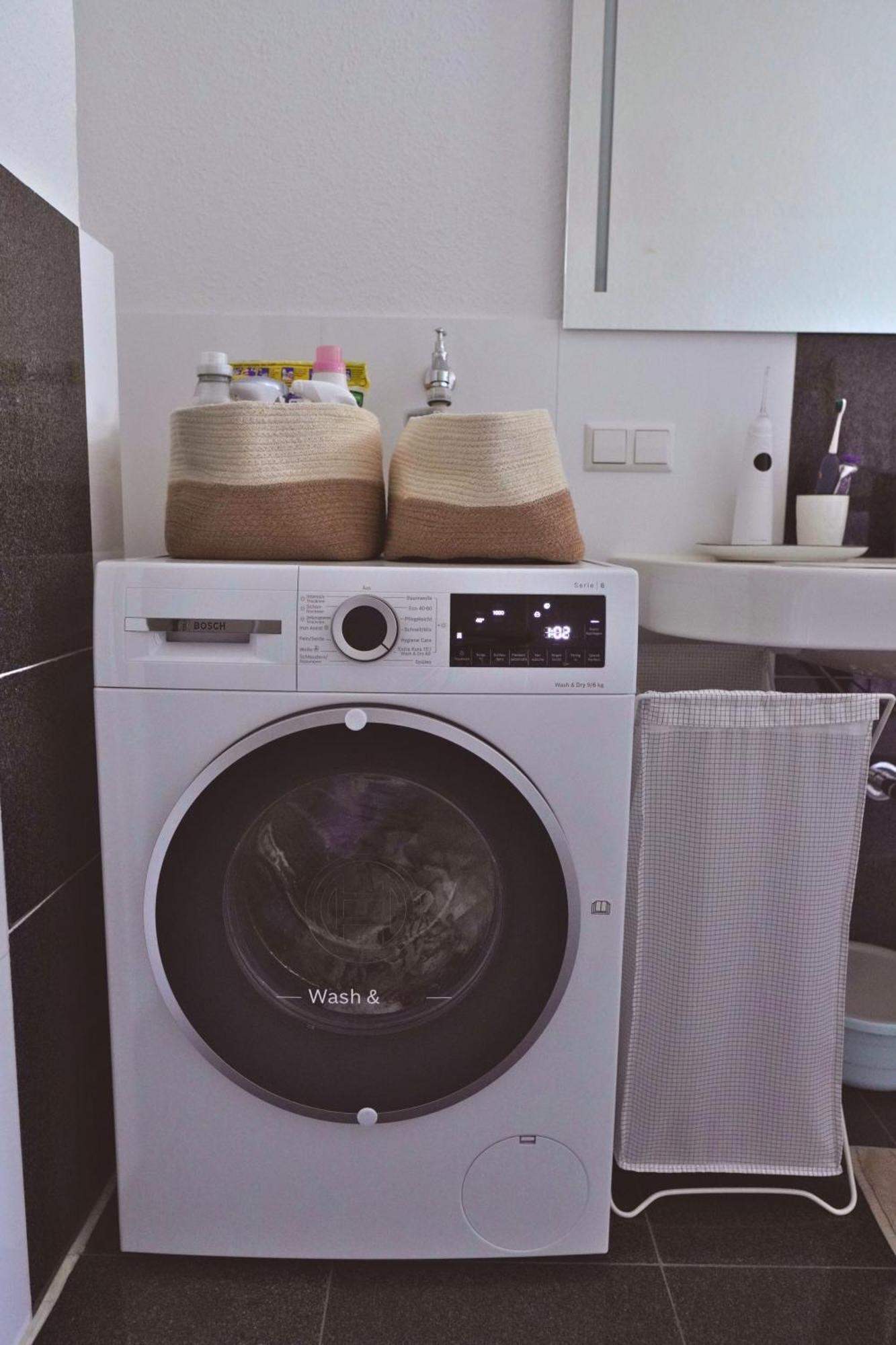 Spacious Stylish Scandi In Linden-mitte Apartment Hannover