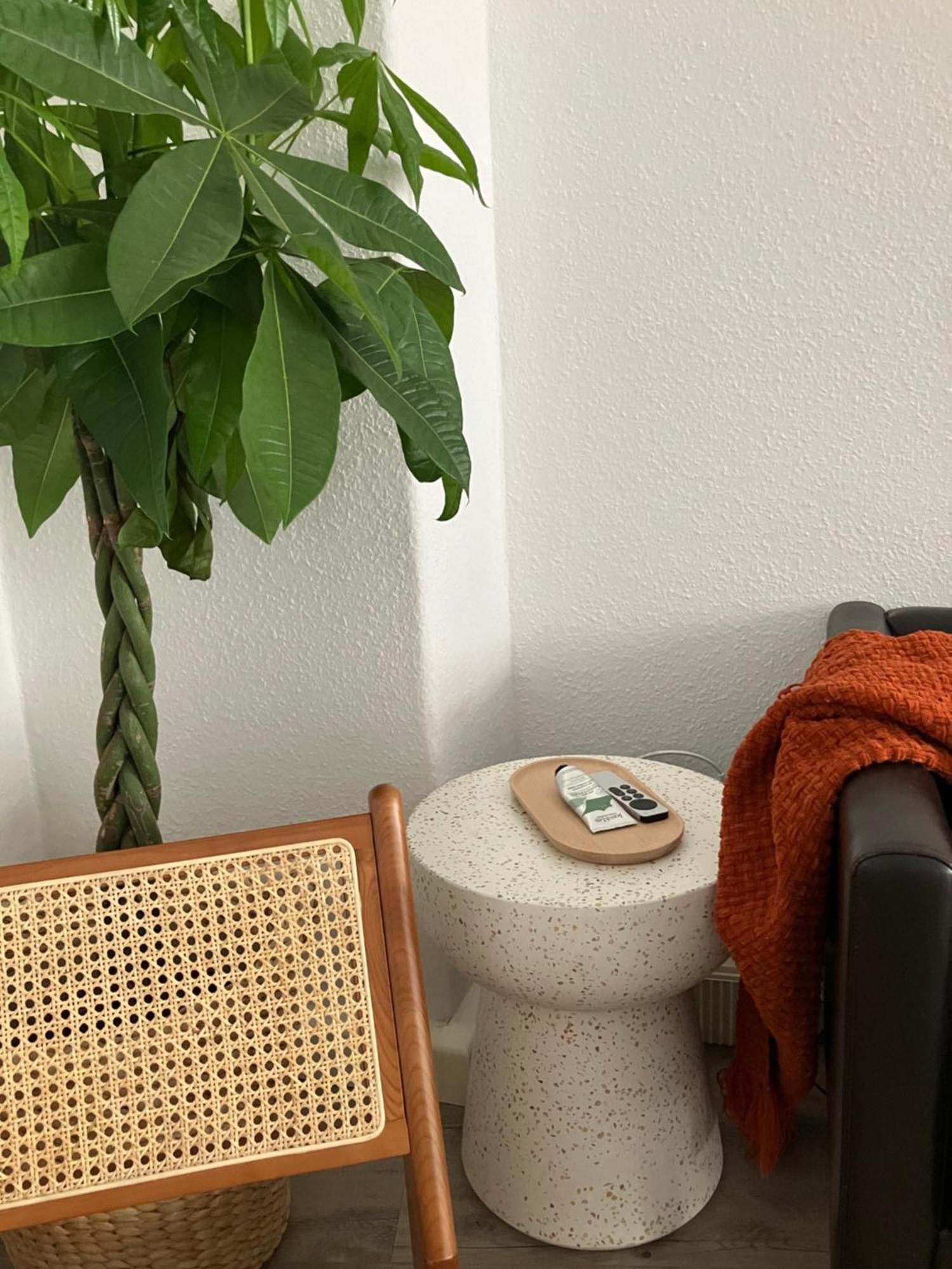 Spacious Stylish Scandi In Linden-mitte *